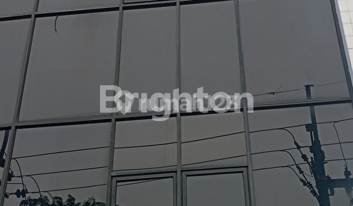 Dijual/Disewakanl Ruko 4 lantai di pertokoan Semut Mega