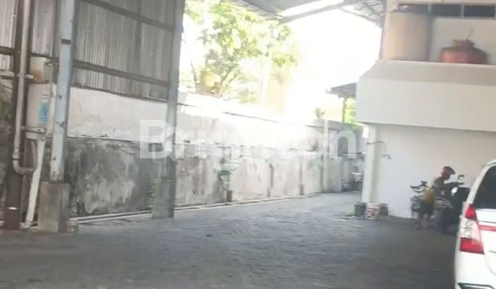 Gudang di Raya Pogot, Kenjeran