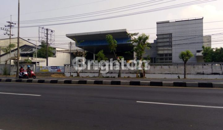 Gedung Ex Showroom mobil Gedung Ex Showroom mobil