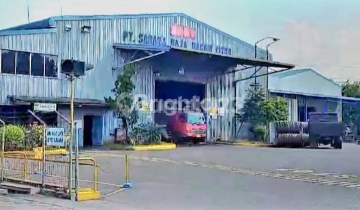 Large warehouse in Raya Trosobo