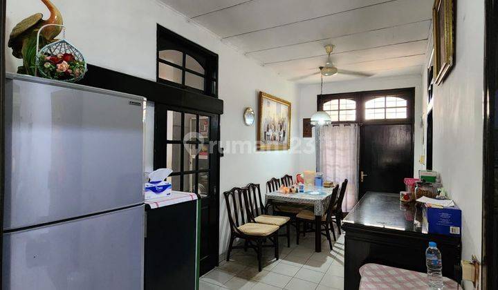 Rumah 2 Lantai, Luas Tanah diatas 220m2 di Dwiwarna Mangga Besar Jak Pus 6