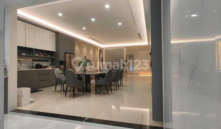 For Sale: Nice, Big, Neat, Luxurious House in Golf Island PIK1, North Jakarta. 2