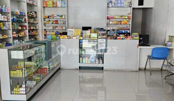 For Sale: Building Plus Minimarket and Pharmacy Business in Tipar Cakung, Semper, North Jakarta. For Sale: Building Plus Minimarket and Pharmacy Business in Tipar Cakung, Semper, North Jakarta.