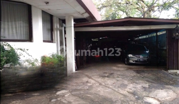 Rumah Mainroad Strategis di Area Bisnis Fashion dan Kuliner  7
