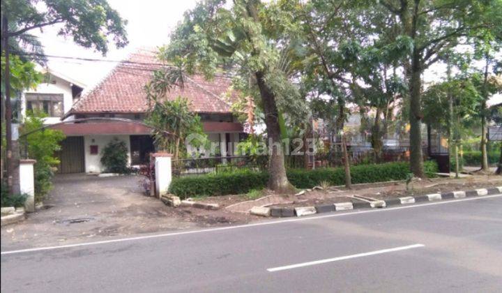Rumah Mainroad Strategis di Area Bisnis Fashion dan Kuliner  15