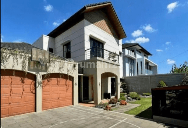 Rumah Asri Full Furnished dgn Jacuzzi View Kota Bandung BudiIndah 1