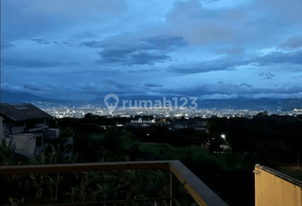 Rumah Asri Full Furnished dgn Jacuzzi View Kota Bandung BudiIndah 14