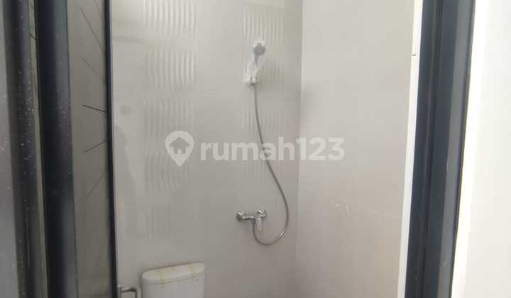 Ruko di Sudirman 76 m SHM Baru 2