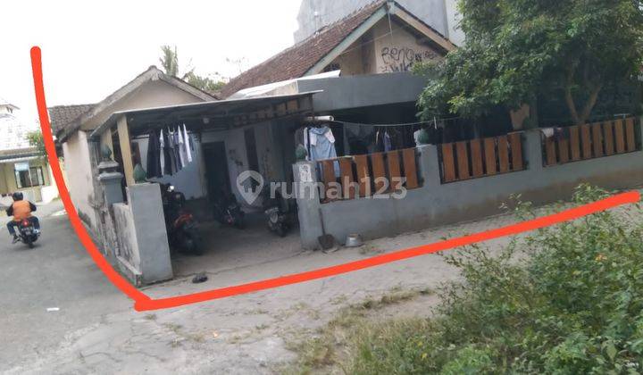tanah bonus rumah digamping Rumah di Jalan wates km 7 SHM Sudah Renovasi