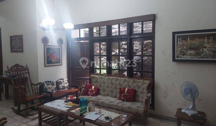 Rumah di Jalan monjali 2 Lantai SHM Baru 5