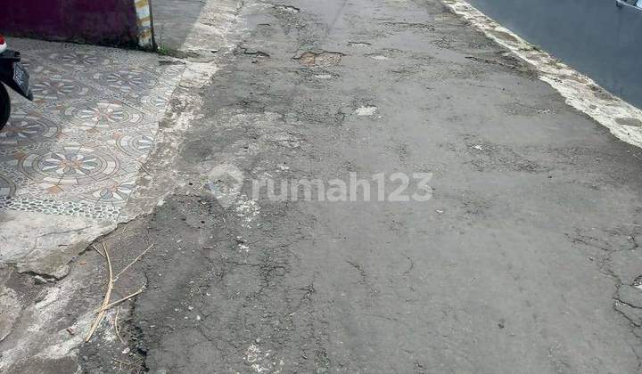 Rumah di Jalan pakem tempel pondokrejo SHM Butuh Renovasi Utara 4