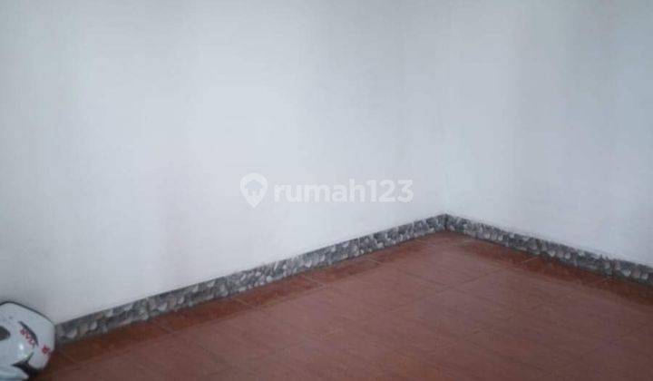 Rumah di Jalan cangkringan SHM Sudah Renovasi Selatan 2