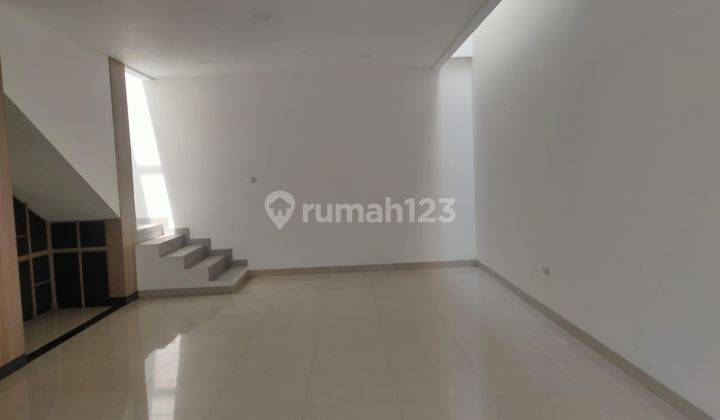 Dijual Rumah Siap Huni Di Jalan Pasir Salam Raya Bandung 2