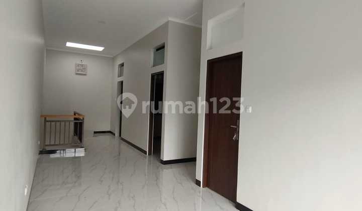 Rumah Siap Huni Dua Lantai Di Taman Kopo Indah 1 Bandung Rumah Siap Huni Dua Lantai Di Taman Kopo Indah 1 Bandung
