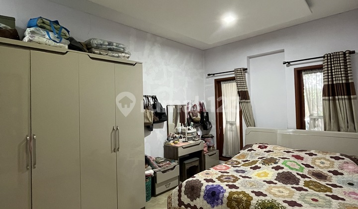 DIJUAL RUMAH CANTIK DUA LANTAI DI KOMPLEK TAMAN MUTIARA CIMAHI 2