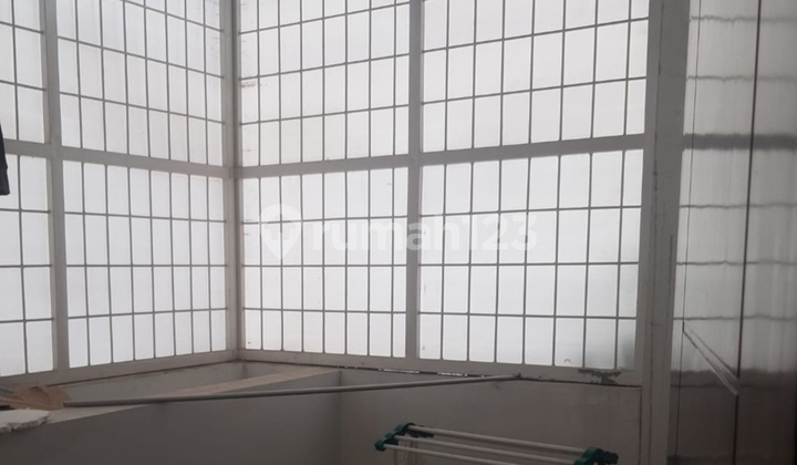 FOR SALE BEAUTIFUL TWO-STORY HOUSE IN TAMAN KOPO INDAH 5 BANDUNG 2