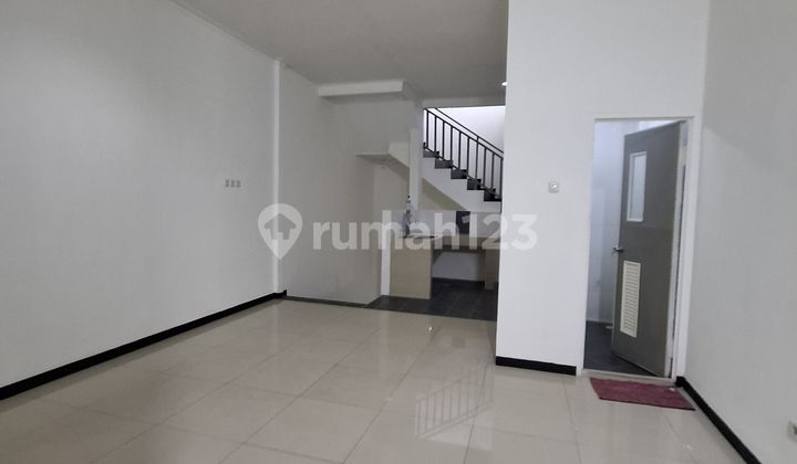 For Rent Ready-to-Use Shop House on Jl. Karapitan, Lengkong, Bandung City