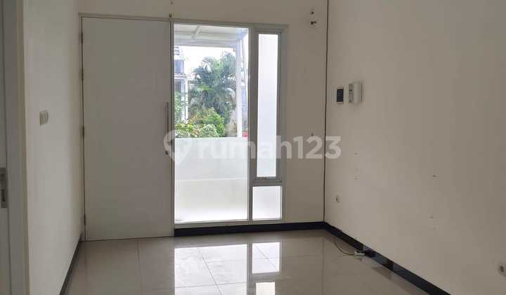 Dijual Rumah Siap Huni di Taman Kopo Indah 5 Bandung Dijual Rumah Siap Huni di Taman Kopo Indah 5 Bandung