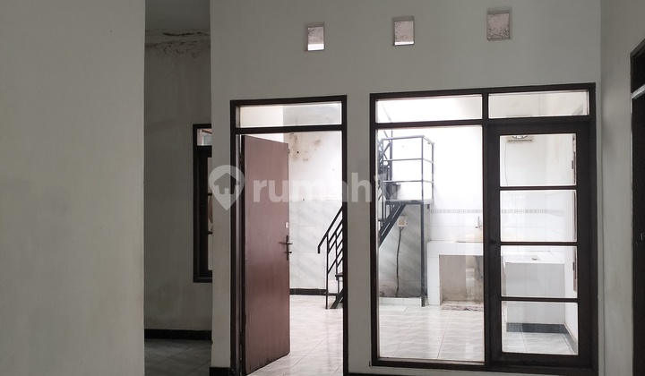 For Sale: Move-in Ready House in Tama at Alfamart Taman Kopo Indah 3, Margaasih, Bandung, West Java.