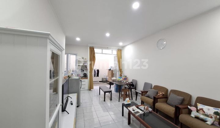 Dijual Rumah Siap Huni di Cluster Sommerville Komplek Taman Kopo Indah 5 Bandung Dijual Rumah Siap Huni di Cluster Sommerville Komplek Taman Kopo Indah 5 Bandung