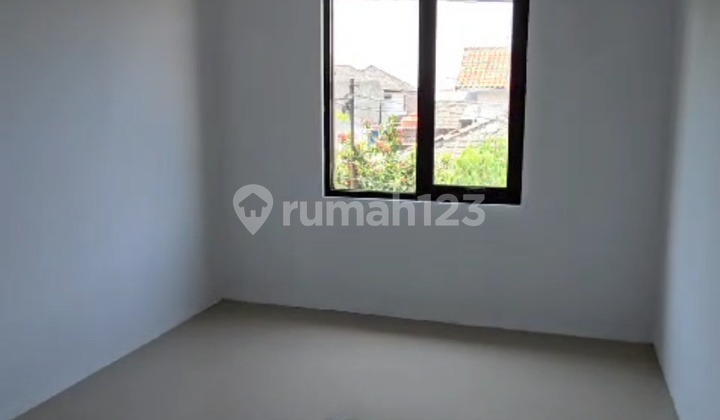 FOR SALE READY-TO-OCCUPY TWO-STORY HOUSE IN KOPO PERMAI BANDUNG 2