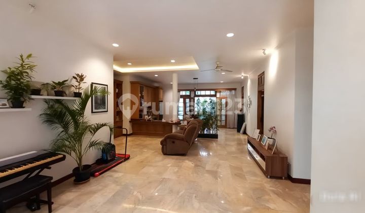 Ready-to-Occupy House in a Complex in North Cipete, Comfortable and Strategic Location 1