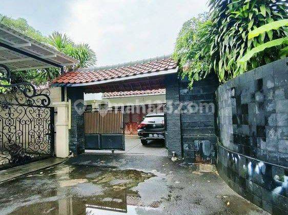 Rumah Mewah di Kemang Turun Harga Private Pool Semi Furnish 2