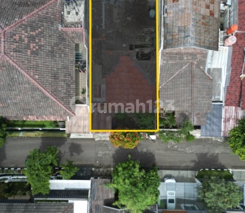 Rumah Lama Hitung Tanah Dalam Komplek di Lebak Bulus Jarang Ada Rumah Lama Hitung Tanah Dalam Komplek di Lebak Bulus Jarang Ada