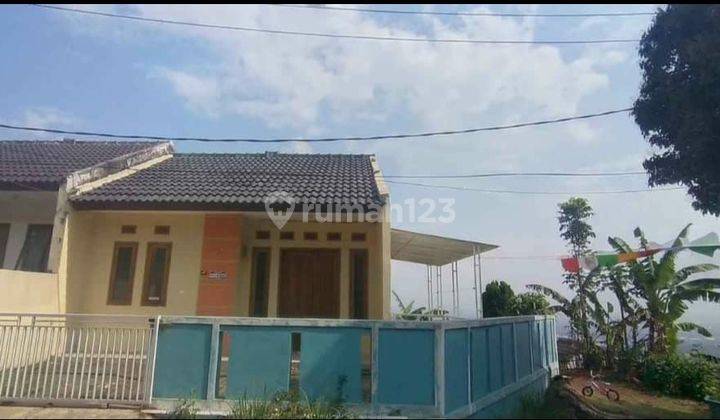 Disewakan dikontrakan rumah semi villa ujung berung 6