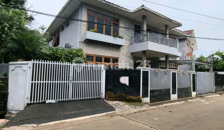 Rumah Mewah Di Dalam Komplek Warung Buncit Jakarta Selatan Rumah Mewah Di Dalam Komplek Warung Buncit Jakarta Selatan