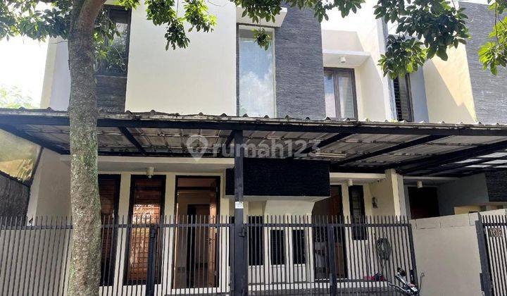 Rumah Bagus Semi Furnished di Tanah Kusir, Jakarta Selatan 1