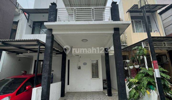 Rumah Bagus Semi Furnished di Ciledug, Tangerang 1