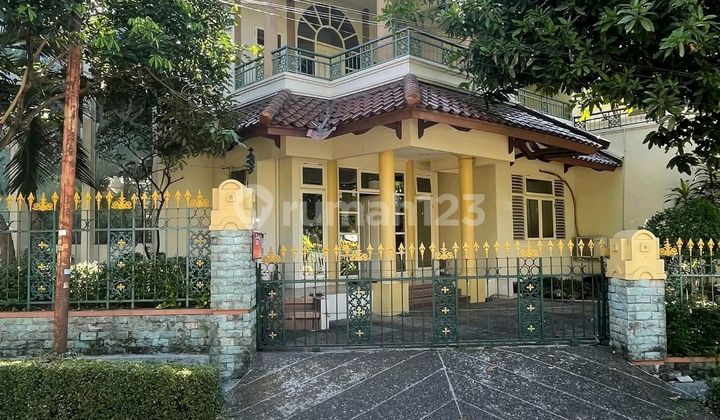 Luxury House in Bintaro Sector 1, South Jakarta