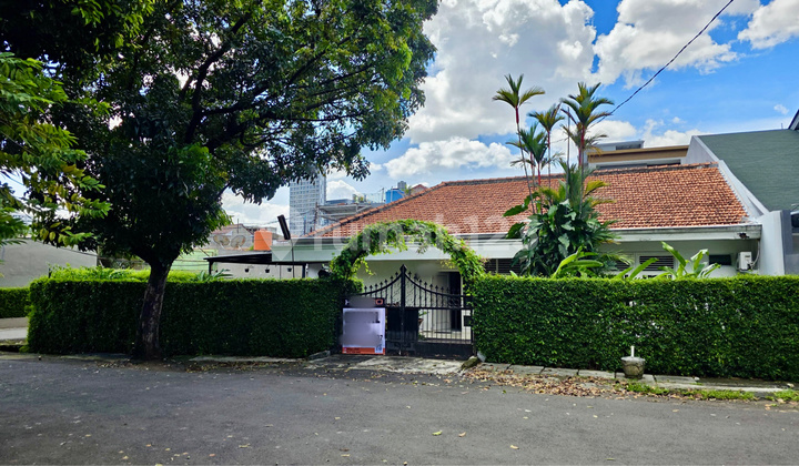 Rumah Hoek Luas Di Pancoran Timur Jakarta Selatan Rumah Hoek Luas Di Pancoran Timur Jakarta Selatan
