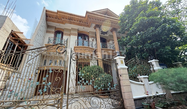 House Near Mall in Kelapa Gading, Kusuma Kelapa Gading