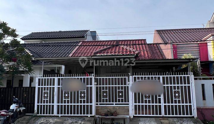 Rumah Satu Setengah Lantai Di Cluster Taman Sari Harapan Indah 1