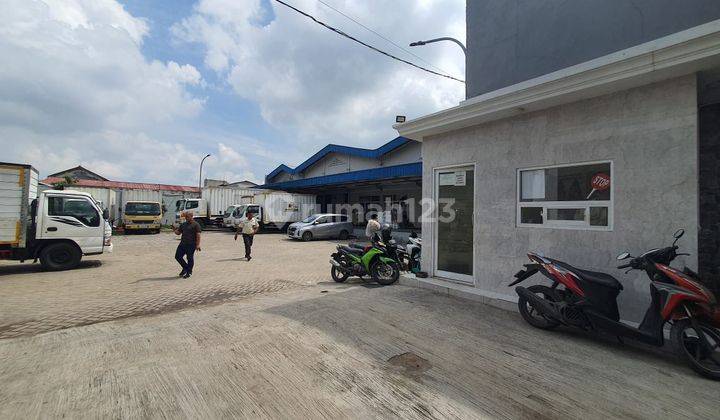 Gudang Kantor Pinggir Jalan Raya Cakung Siap Pakai 2