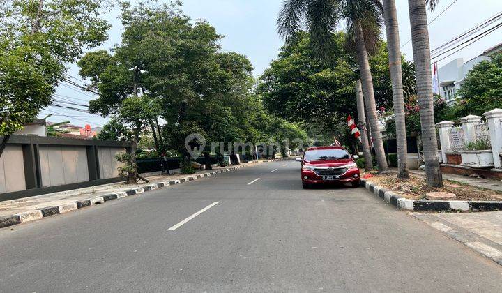 Rumah Luas Pinggir Jalan Di Balai Pustaka Barat Rawamangun 2