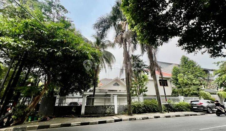 Rumah Hook Lokasi Strategis Di Darmawangsa Jakarta 