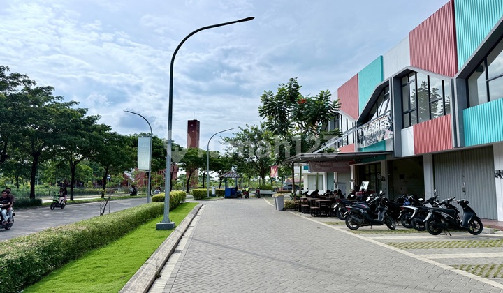 Affordable Ready-to-Use Shophouses in Tera Damai Harapan Indah Bekasi 2
