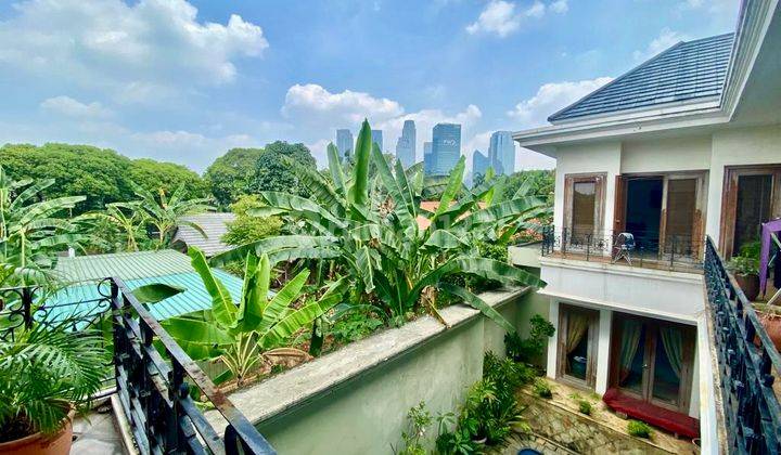 Rumah Hook Mewah Di Widya Chandra Senayan Jakarta Selatan 2