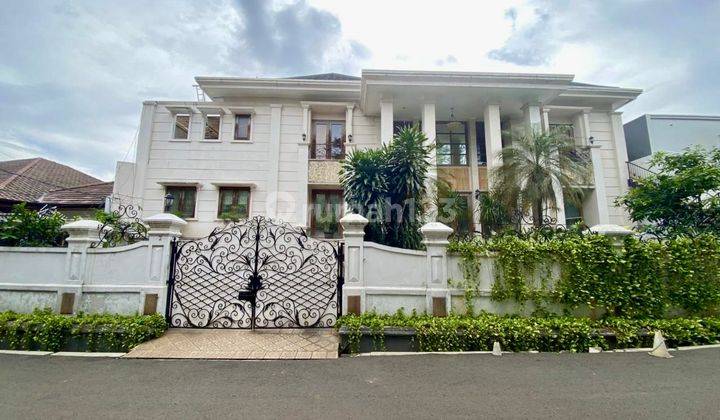 Rumah Hook Mewah Di Widya Chandra Senayan Jakarta Selatan 1