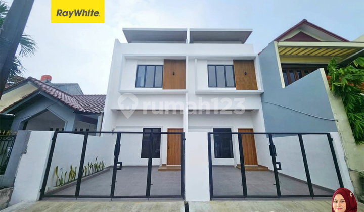 Rumah Baru 2 Lantai Bagus Murah di Bulevar Hijau Harapan Indah Rumah Baru 2 Lantai Bagus Murah di Bulevar Hijau Harapan Indah