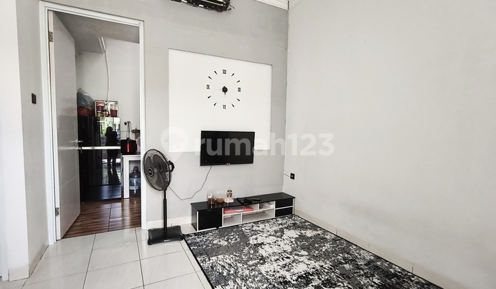 Rumah Cantik Siap Huni Harga Murah di Britania Bekasi 2