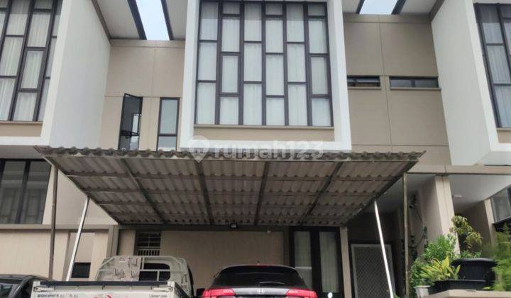 Dijual murah rumah 3 Lantai di Jakarta Garden city Furnished 1