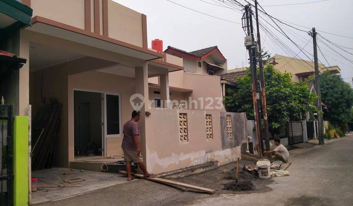 Rumah renovasi 2 1/2 lantai di Pondok pekayon indah bekasi 2