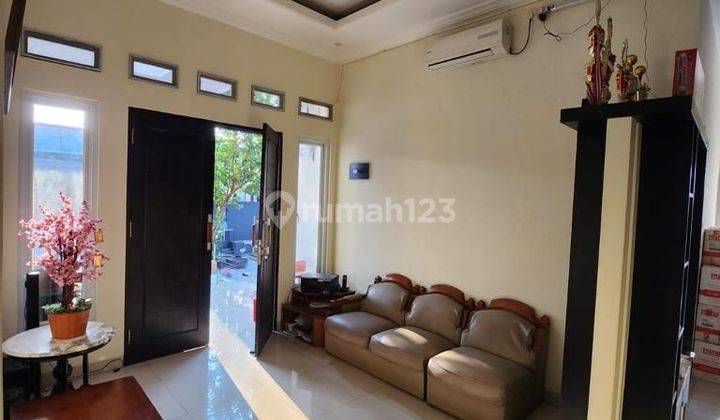 Jual cepat Rumah cantik 2 Lantai di Taman Harapan Baru harapan indah bekasi 2