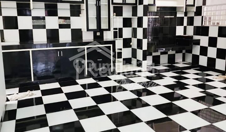 Rumah di Daerah Semarang Barat Lz Tt 4457  2