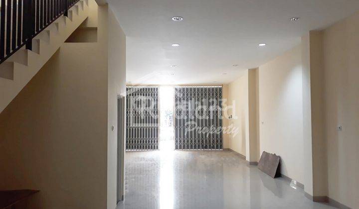 Ruko di Mh Thamrin , Semarang Lz 4786  5