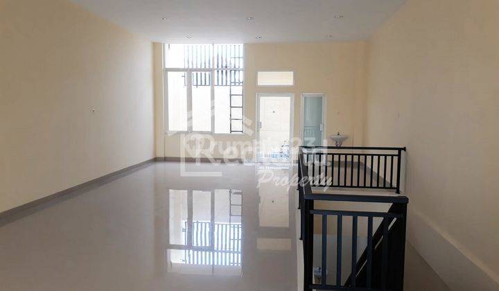 Ruko di Mh Thamrin , Semarang Lz 4786  6